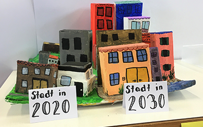 Sekundarklasse der Schule Schötz - Ausstellung über die 17 Ziele der Agenda 2030 in Luzern