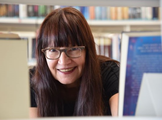 Rita Pezzi in der Bibltiohek